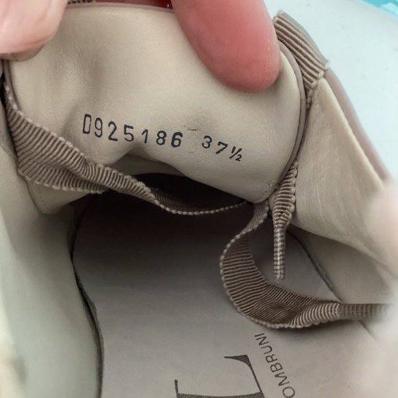 AGL TAN NEUTRAL FLORAL BEADED EMBROIDERY LEATHER SNEAKERS SHOES 7.5 - Picture 12 of 13